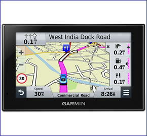 Free Lifetime Map Updates for UK and Full Europe, Digital Traffic and Bluetooth Garmin Nuvi 2599LMT-D Sat Nav 5 inch 