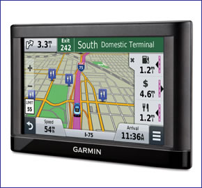 Garmin Nuvi 55LM 5 inch Satellite Navigation with UK and Ireland Maps Free Lifetime Map Updates 